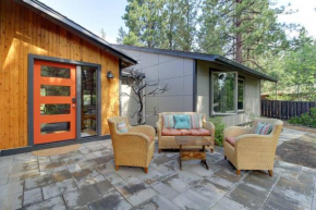 Serendipity House with two master suites, hot tub, and huge fenced yard